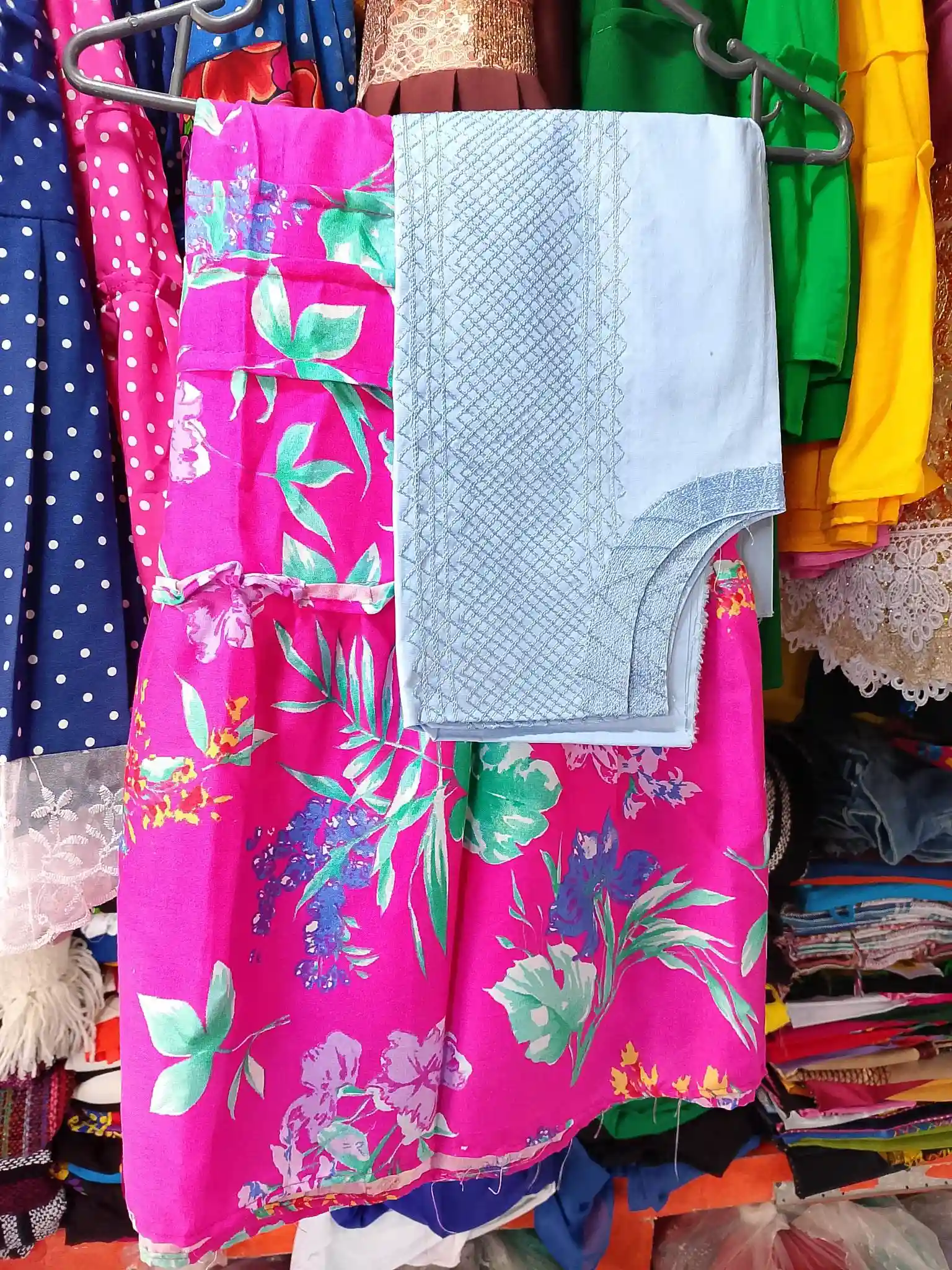 Categoría: Blusas Bordadas