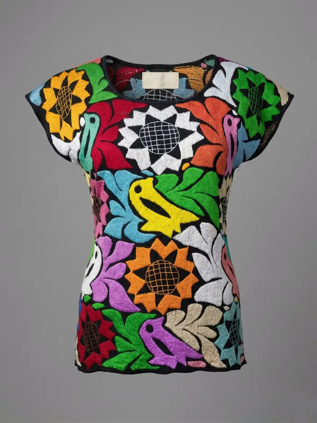 Blusa con bordado a mano de flores de colores, primera vista